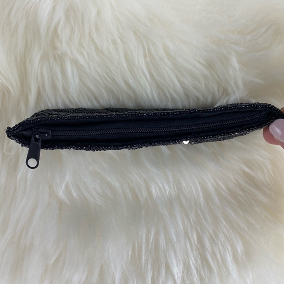 KC Malhan Beaded Clutch - Picture 10 of 12